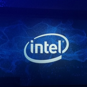 ���Intelȱ�����أ�AMD��æ������������