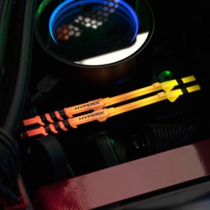 �������С���HyperX DDR4�׵�����ϵ�к�������װ������