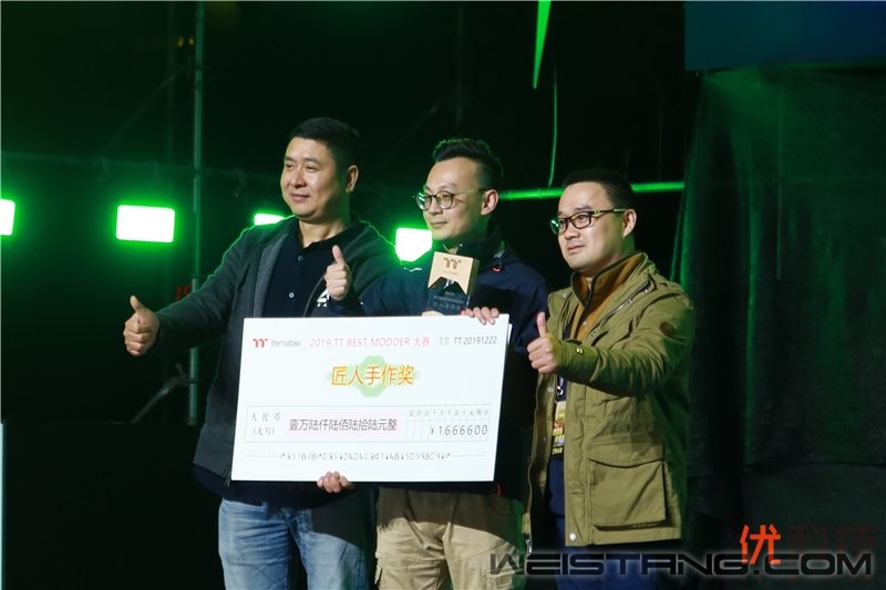 Ϊ�������������Ŭ�� Tt��Խ�羺���껪�����ƶ������