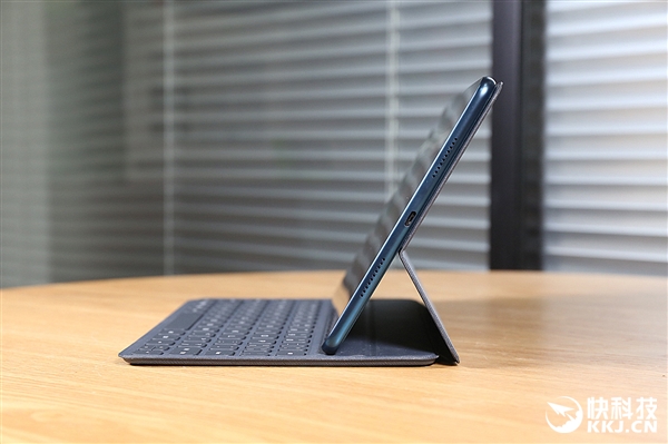 90%ȫ�������ռ�ȣ���ΪMatePad Pro��ɽ��ͼ��