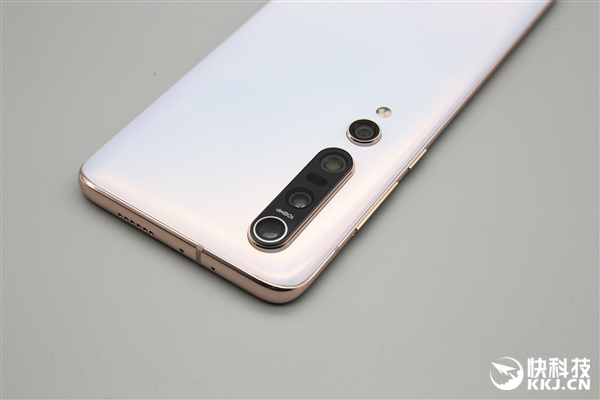 58���ֳܷ����콢��С��10 Pro�����ͼ��