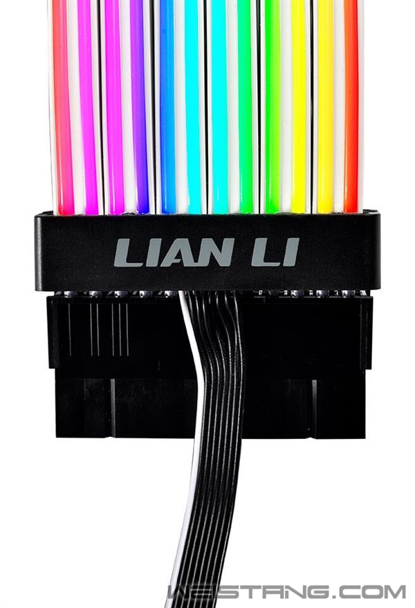 �����Ƴ��¿�Strimer PLUS RGB��Դ���ߣ�50��Ԫ