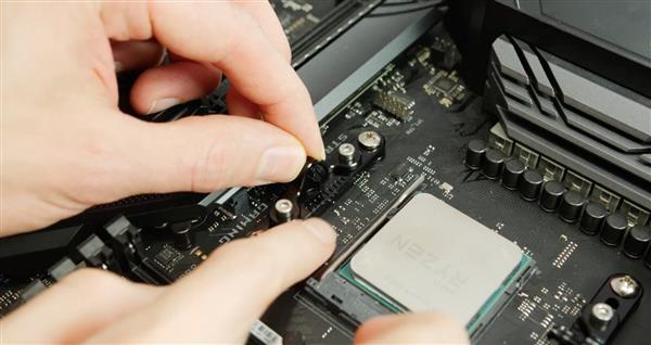 ��Ƶ����ħ������3000��������� �¶��轵7��C