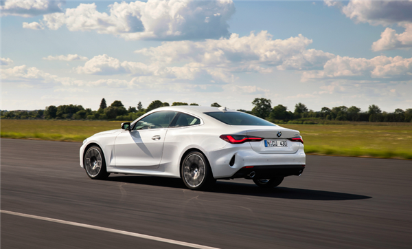 �߸���ǰ����ƣ�ȫ�±���4ϵ��ʽ����