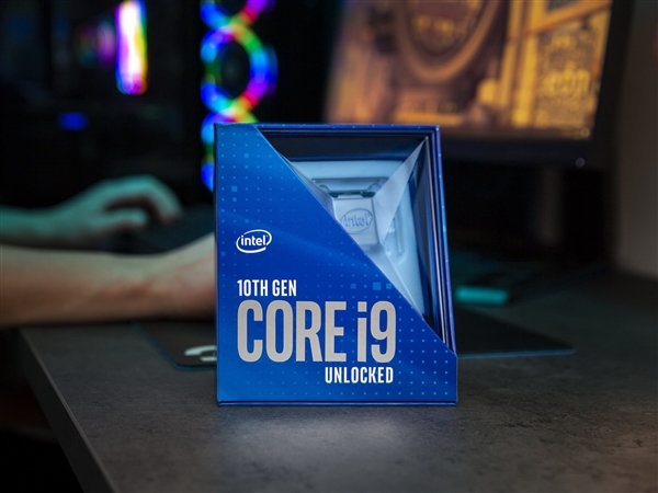 Intel����ʮ�����PL���ģ�10��5.3GHz 56��������