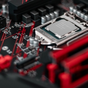 ���������� Intel B360/B365���忪ʼ������