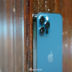 ��iPhone 12��ɫ�ö��� 12 Pro����ɫͼ��