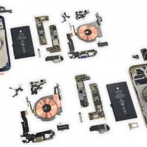 iFixit���iPhone 12/Pro ����������