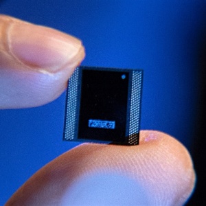 ��һ�μ�8��16�߳� Intel 12���������ع�