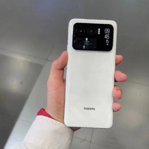 �׾���������С��11 Ultra ���õ���й����