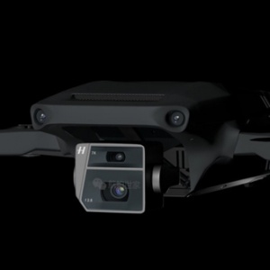 ֤˫ͷMavic 3Ⱦͼع
