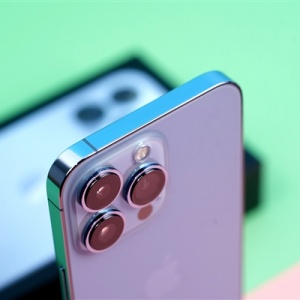 ������ʾ��iPhone 13 Pro Max�����г���ӭ