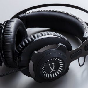 ������λר�� HyperX��ӥ7.1��������Ϸ����