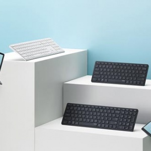 �װ��µ���ϵ�м��̣������ƶ����ö�Ԫ����