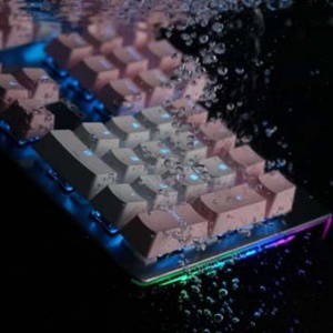 ���²���ˮ���װط�ˮ��Ϸ��е���̶���ɫǿ���Ͼ�