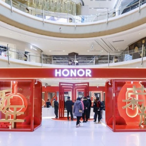 ��Ӳ������� ��ҫ�Ƽ�װ�������й���ѩ����ȫ����ս