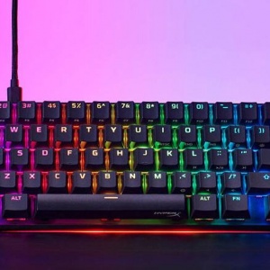 �ͷ�ɫ�ʵ������� HyperX��Դ65��Ϸ��е����