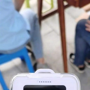 �й��ƶ���NFC����ѧ��֤������Ļ ֧���г���չʾ