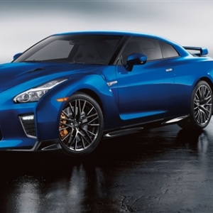 ս2023ղGT-RۣԼ82.3