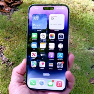 6���ˣ�iPhone 15���߳��ӭ��������֧��Qi2��׼