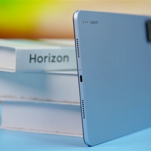 14Ӣ�糬���ʼǱ���С��ƽ��6 Max�ֳܷ�¯