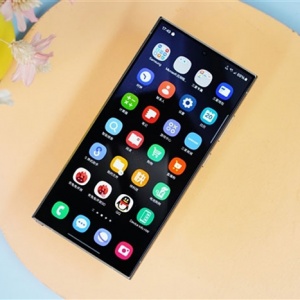 �ٶ��ӳٸ��ͣ�����S24 Ultra�洢���ٱ�iPhone15 Pro Max��75%��