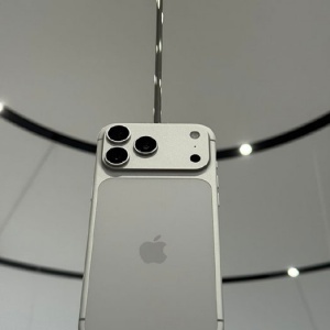 iPhone 17 pro������֣�ʵ��Ҳû����ô����