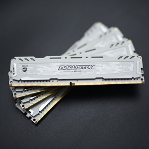 �Ƿ���2000Ԫ��ȫ�����PC���̶�Ҫ�Ǽ�