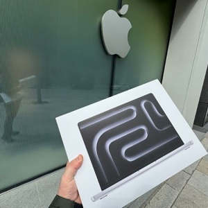 MacBook Air M5���� ������������Ȼǿ��