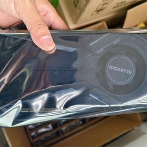 �����Ͽ���������RTX 2080 Ti����22GB�Դ棡ֻҪ3300+Ԫ