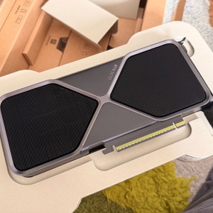 �Կ��г�Ҫ���죡Ӣΰ�����RTX 50ϵ�У���ұ���������ǰ�ɿ�